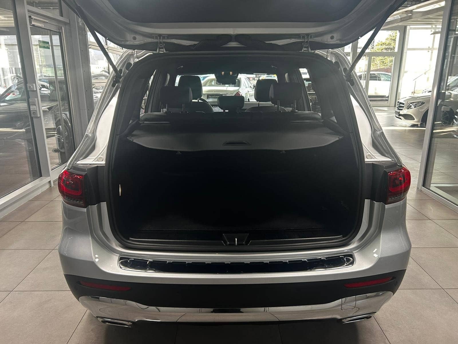 Mercedes-Benz GLB 200 Progressive DISTRONIC STANDHEIZUNG+LED++ foto 12