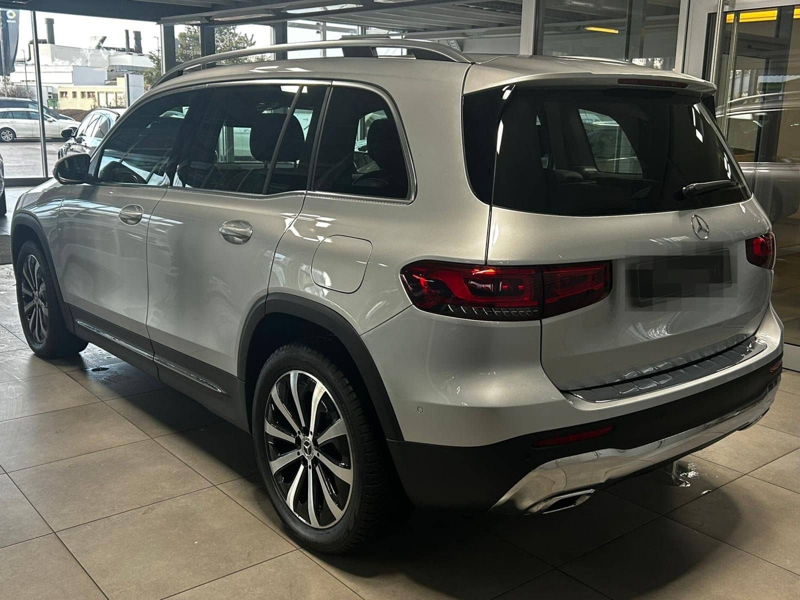 Mercedes-Benz GLB 200 Progressive DISTRONIC STANDHEIZUNG+LED++ foto 3