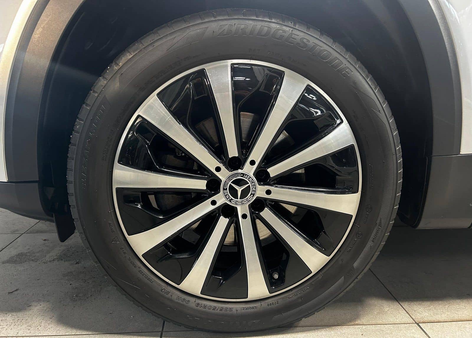 Mercedes-Benz GLB 200 Progressive DISTRONIC STANDHEIZUNG+LED++ foto 9