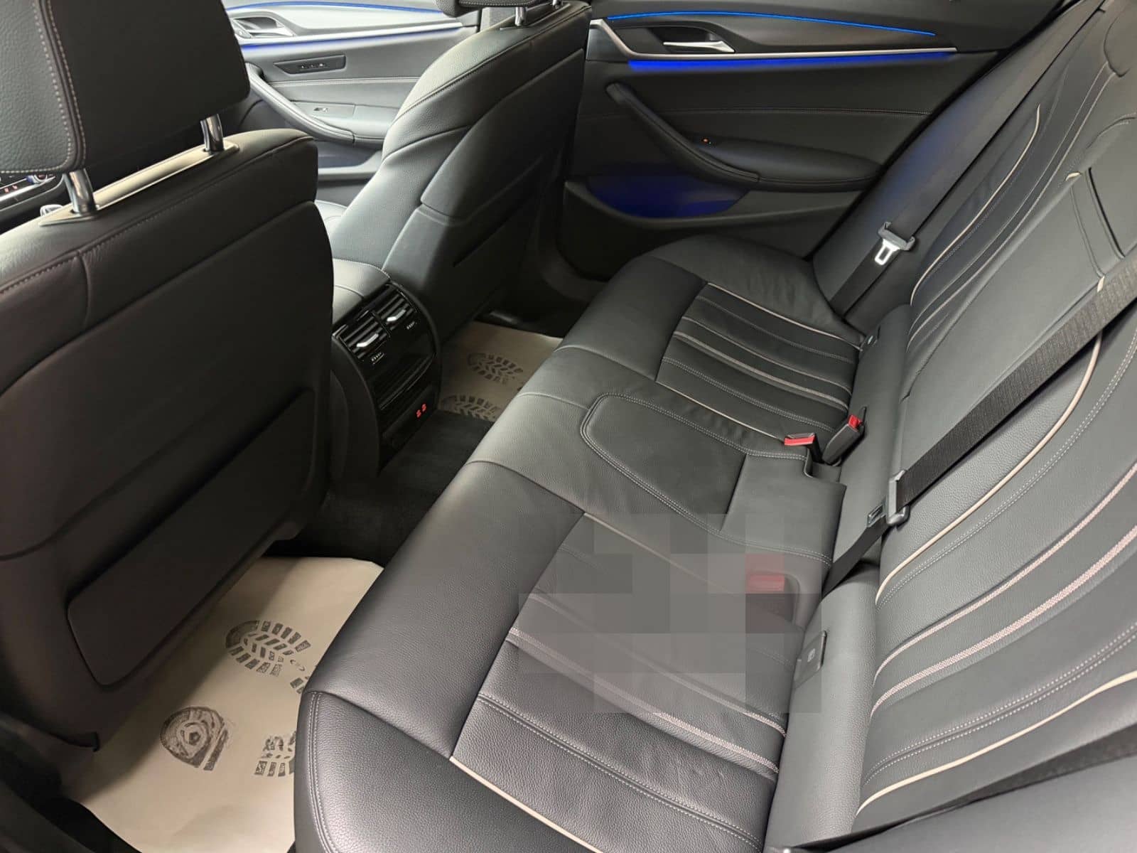 BMW 530d Touring M Sport LASER/HUD/ACC/PANO/STHZ/AHK foto 9