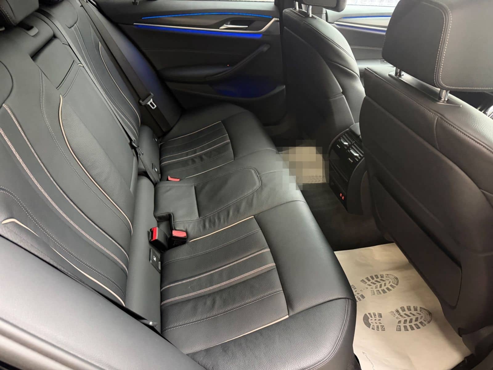 BMW 530d Touring M Sport LASER/HUD/ACC/PANO/STHZ/AHK foto 10