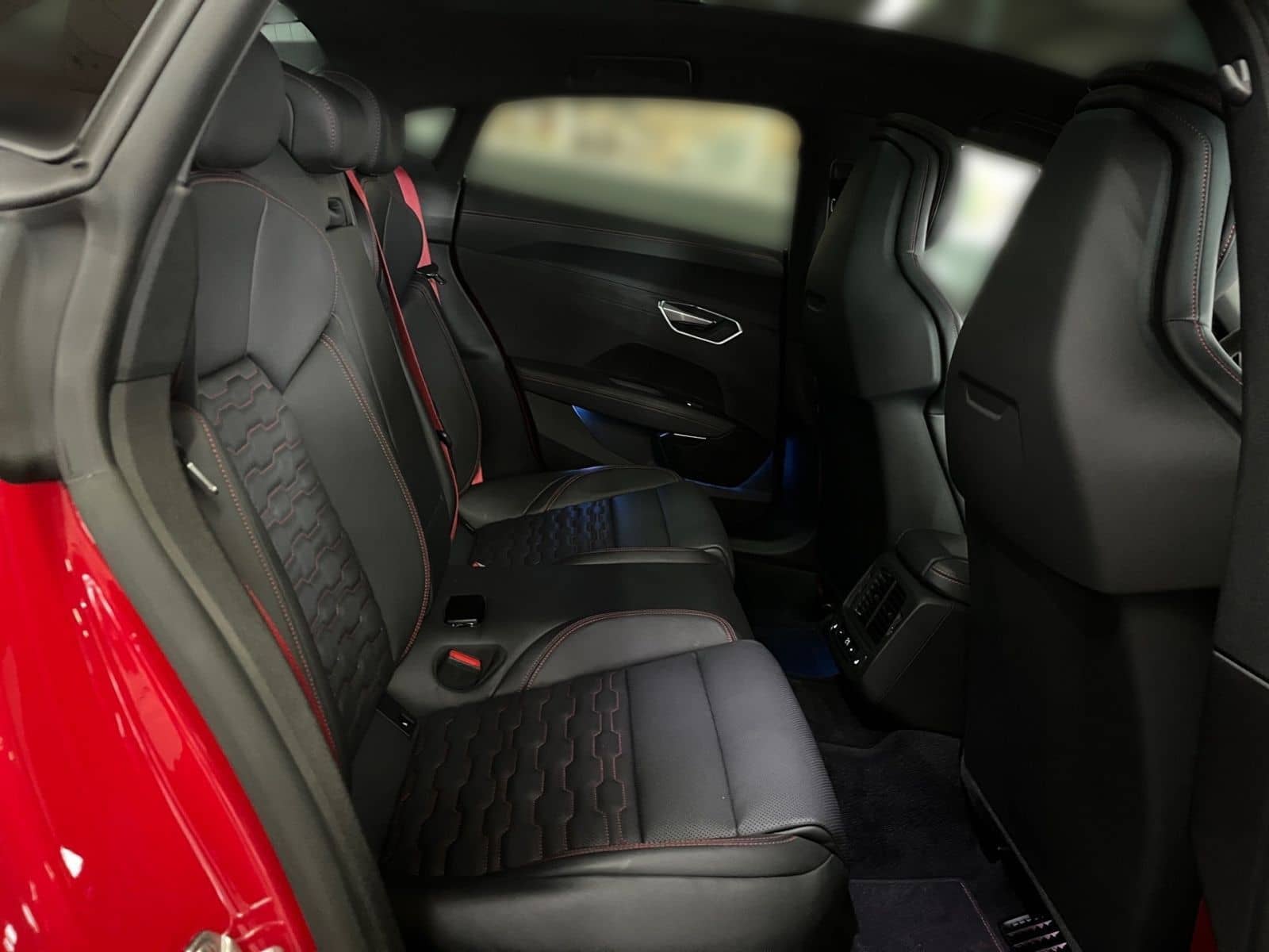 Audi RS e-tron GT RS DesignPaket Allradlenkung Assist foto 15