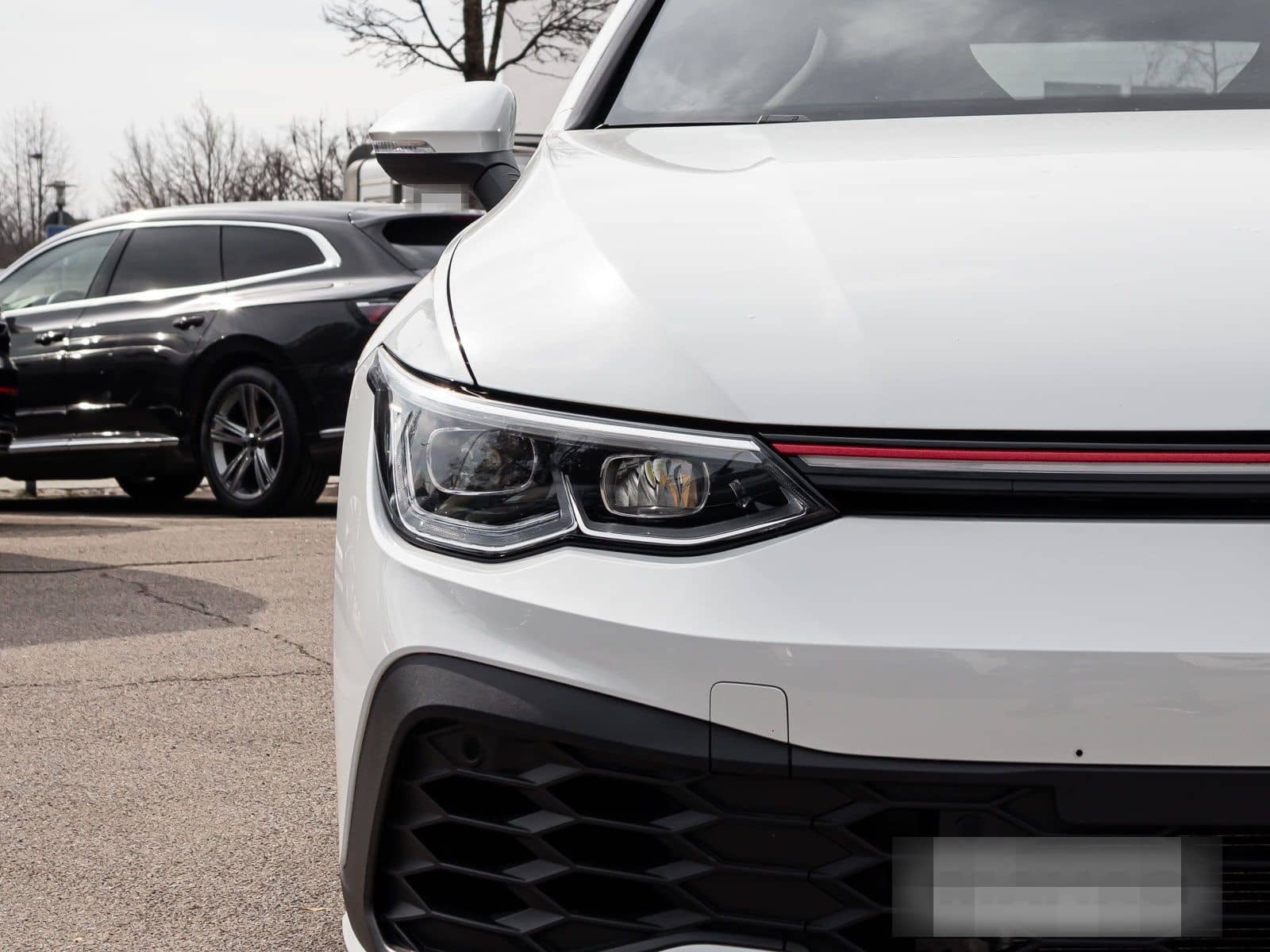 Volkswagen Golf VIII GTI Clubsport 2.0 TSI Navi LED+ ACC 18 foto 10