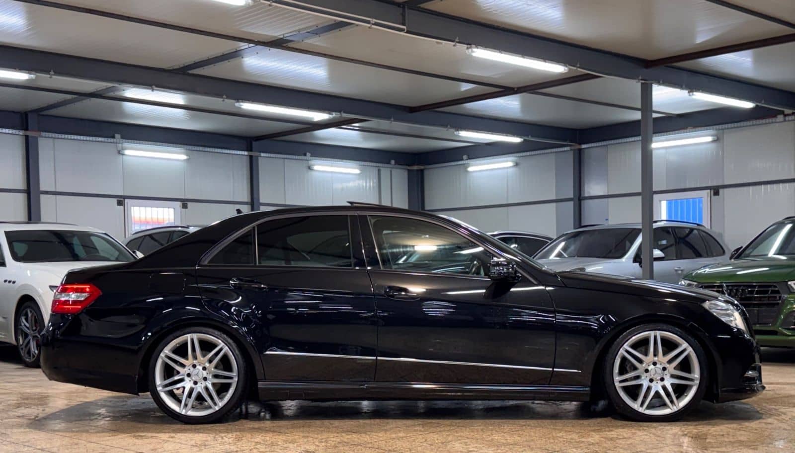 Mercedes-Benz E 350CDI 4M AVANTGARDE AMG LINE*SDACH*BIXEN*CMND foto 16