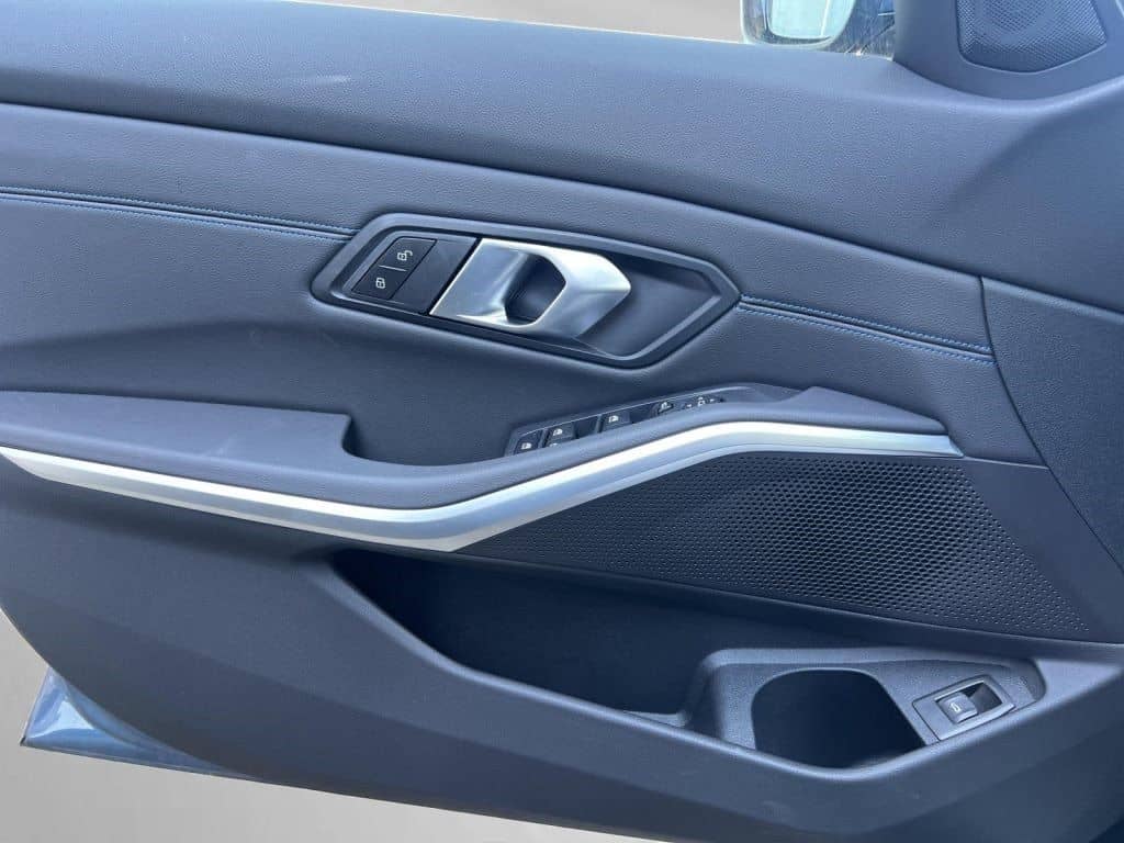 BMW 330i xDrive Touring Allrad|M Sport|Stop&Go|HiFi foto 16