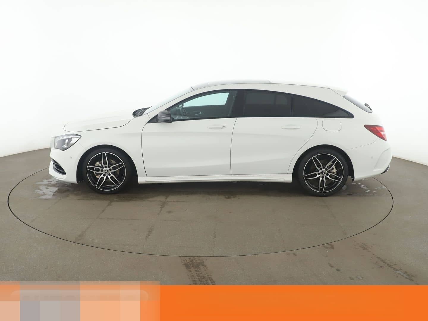 Mercedes-Benz CLA-Klasse CLA 180 Shooting Brake AMG Line Aut. foto 3