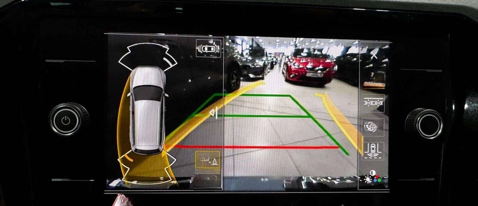 Volkswagen Passat Variant Var. 1.5TSI DSG *el.Heck*Navi*App foto 14