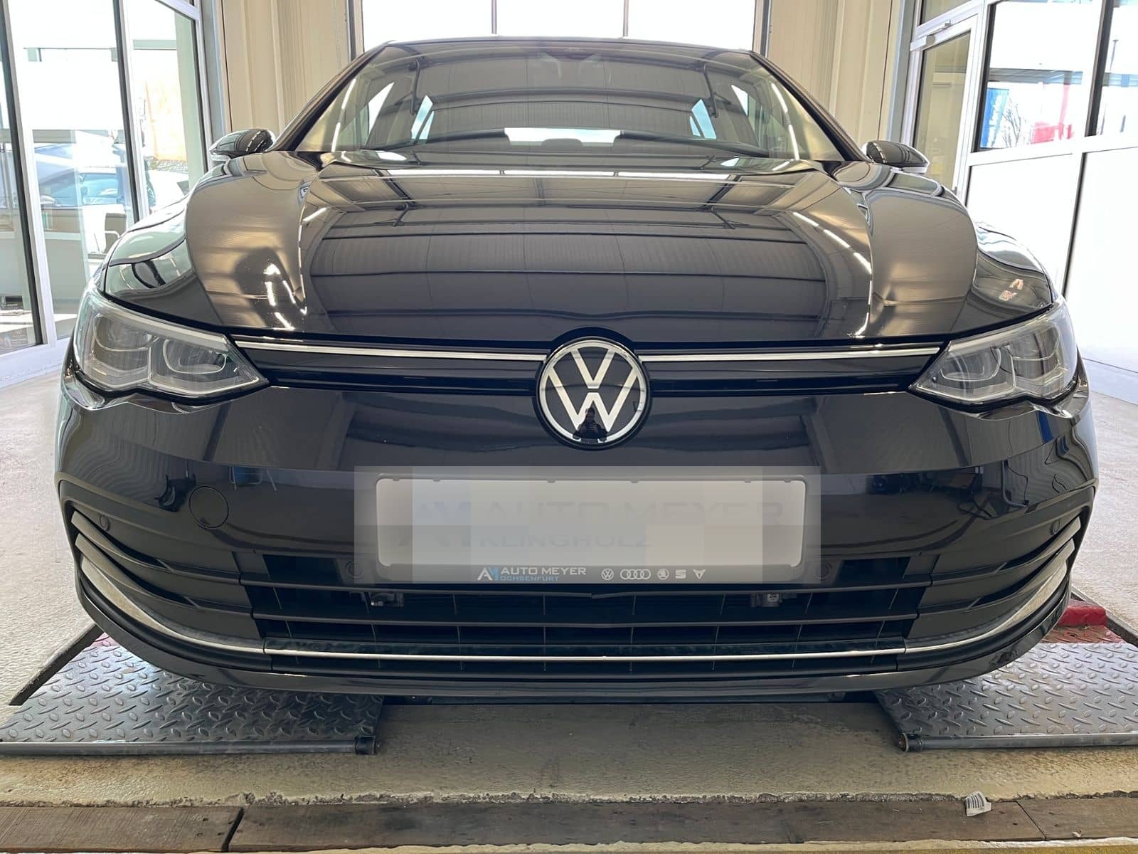 Volkswagen Golf VIII ACTIVE 1.5 TSI Standhzg. HUD Navi LEDP foto 6