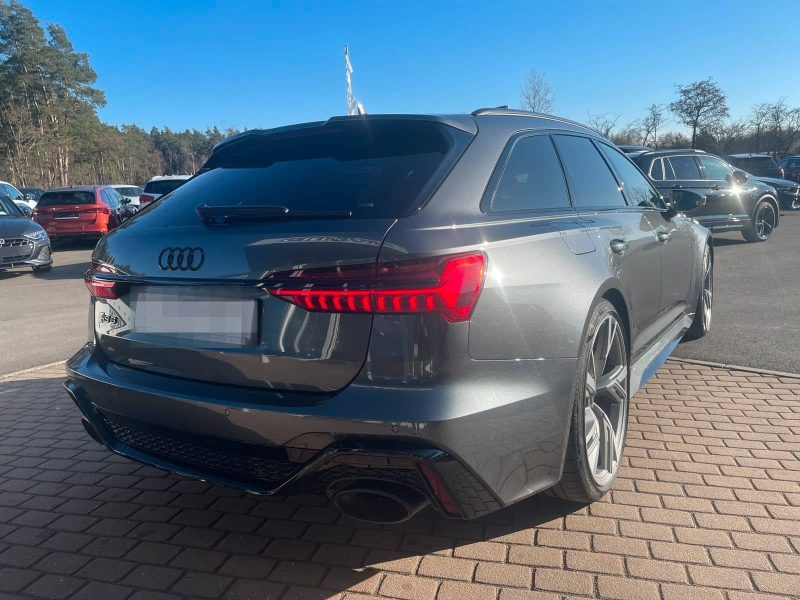 Audi RS6 Avant RS 6 SHZ+AHK+Pano+Navi+Matrix-LED+B&O foto 4