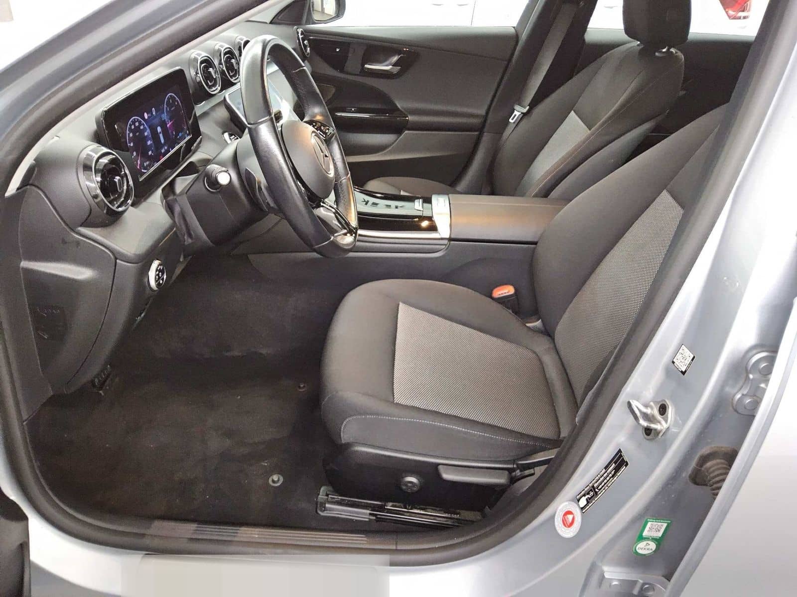 Mercedes-Benz C 200 T d Avantgarde Navi LED AHK Rückfahrkamera foto 9