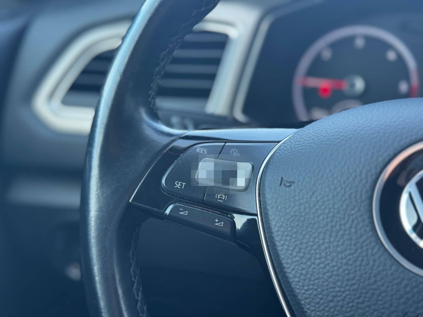 Volkswagen T-Roc R-Line TDI 4M DSG NAV|AHK|CAM|ACC foto 21