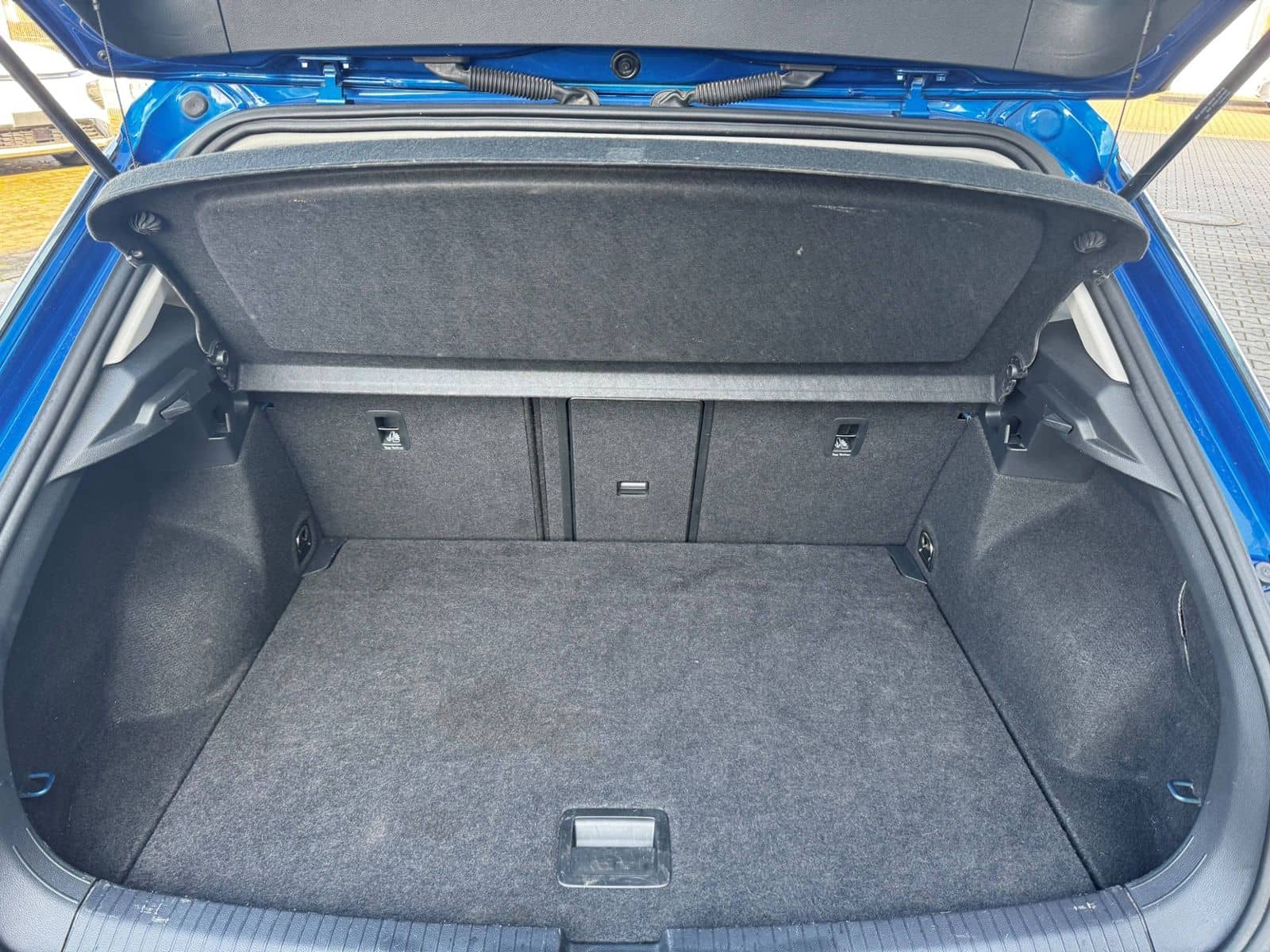 Volkswagen T-Roc R-Line TDI 4M DSG NAV|AHK|CAM|ACC foto 6