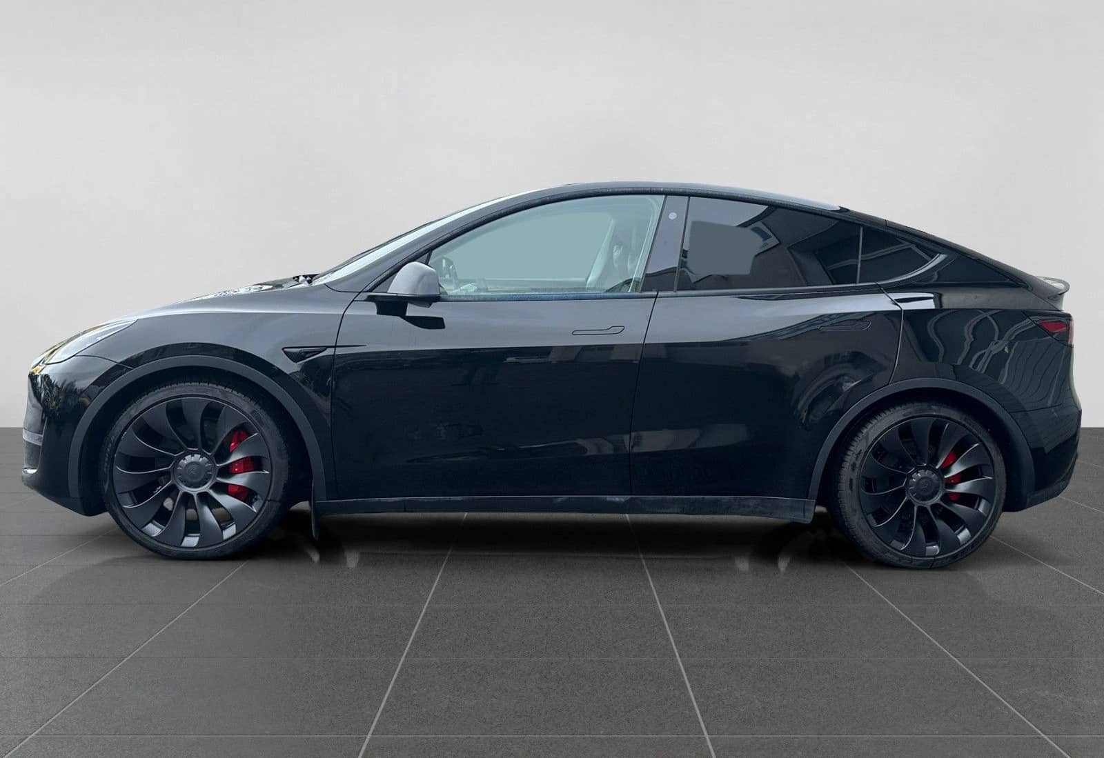 Tesla Model Y Performance DualMotor AWD foto 6