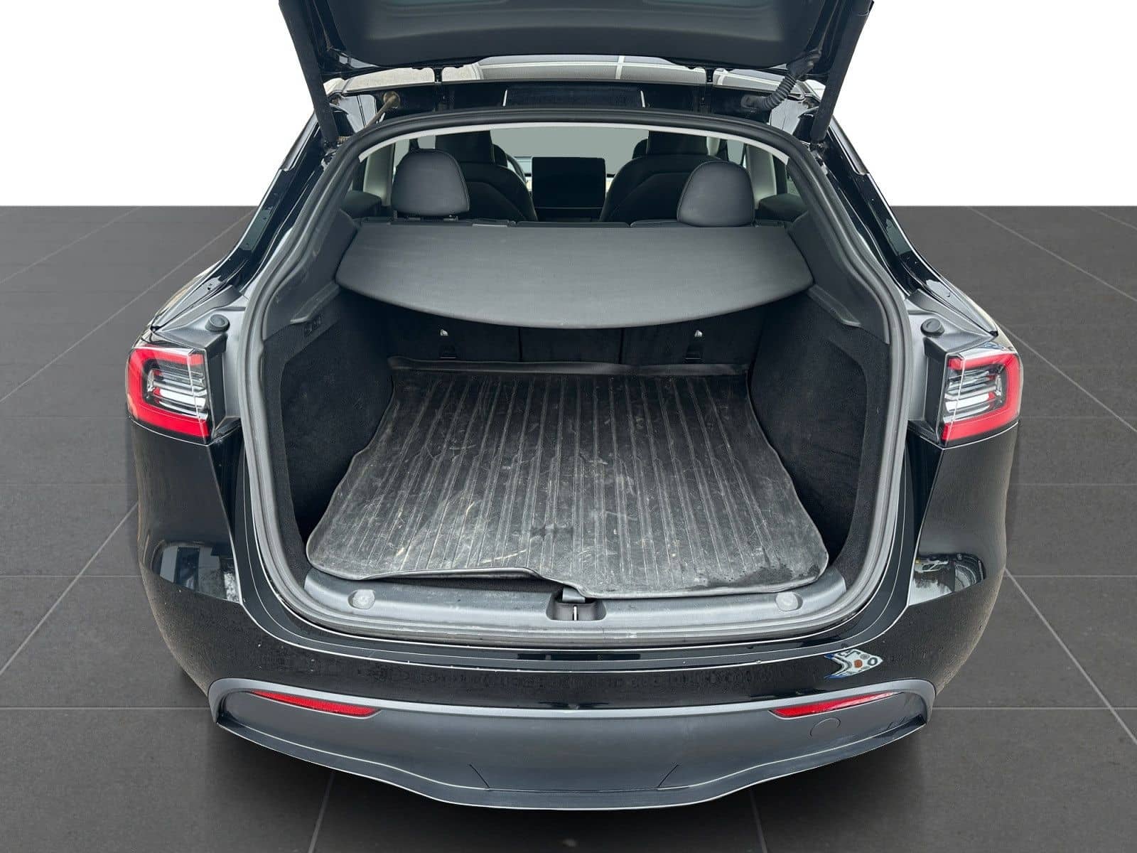 Tesla Model Y Performance DualMotor AWD foto 9