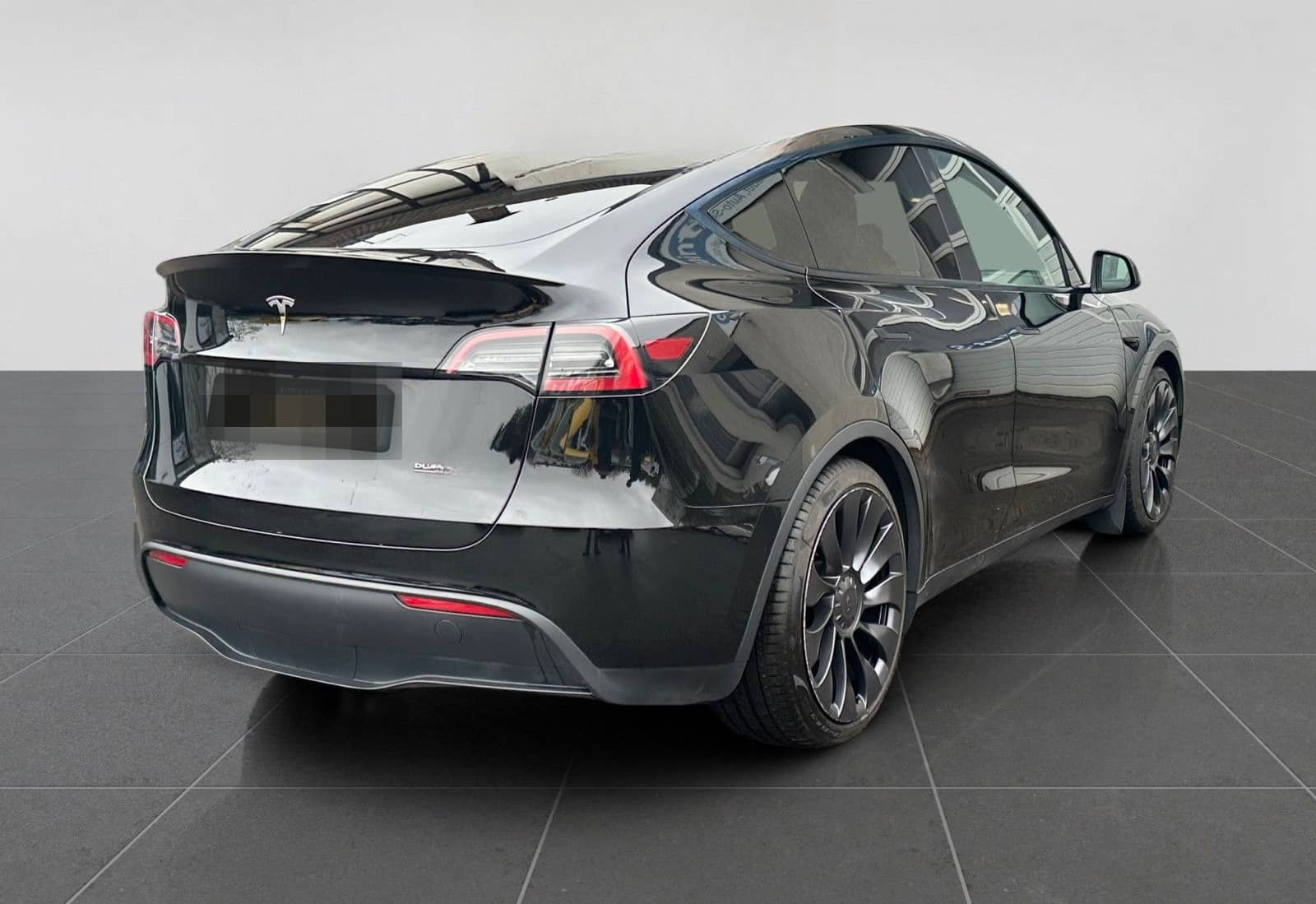 Tesla Model Y Performance DualMotor AWD foto 10