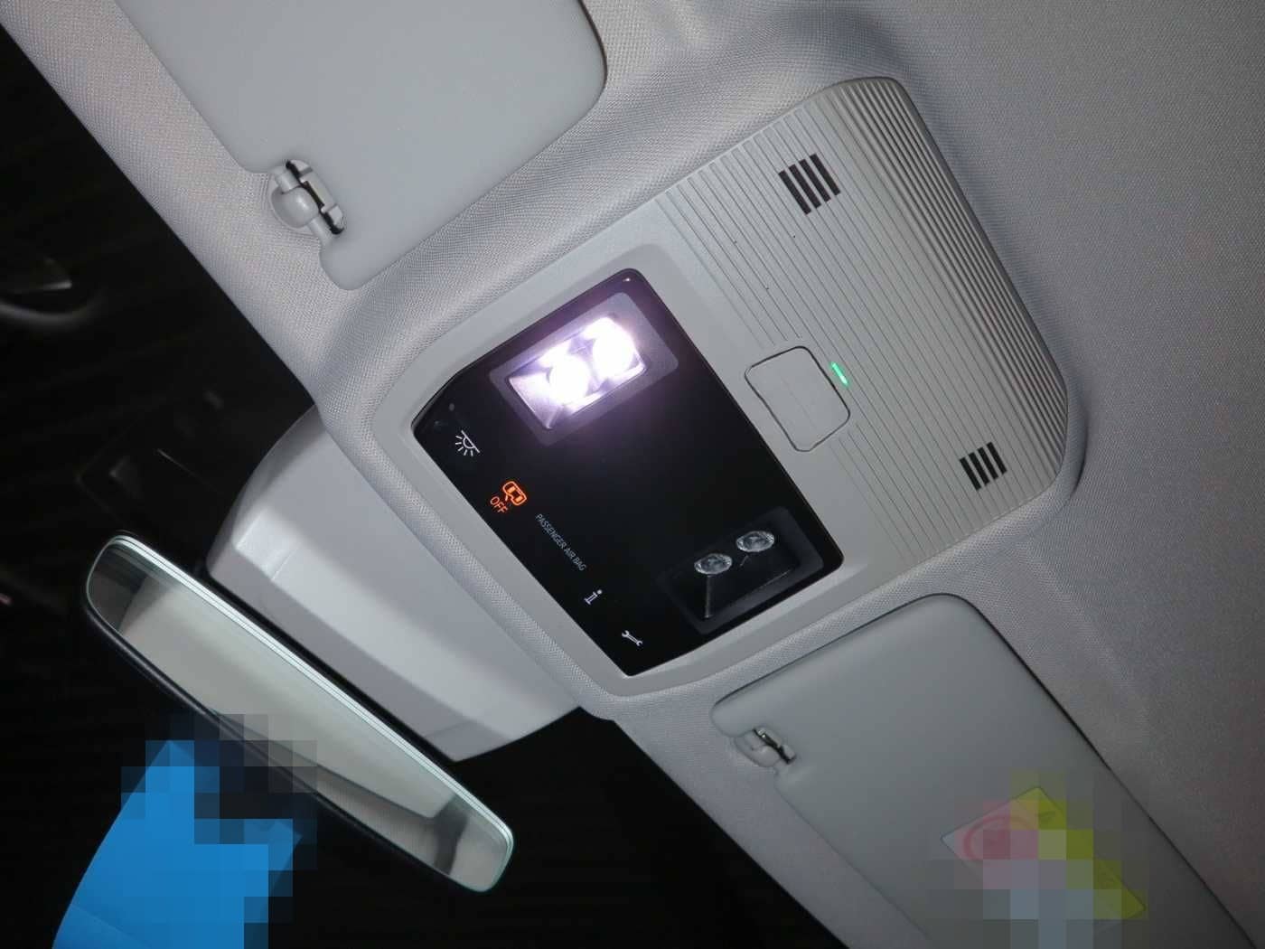 Volkswagen Golf VIII 2.0 TDI SCR DSG7 Life Navi ACC DAB foto 17