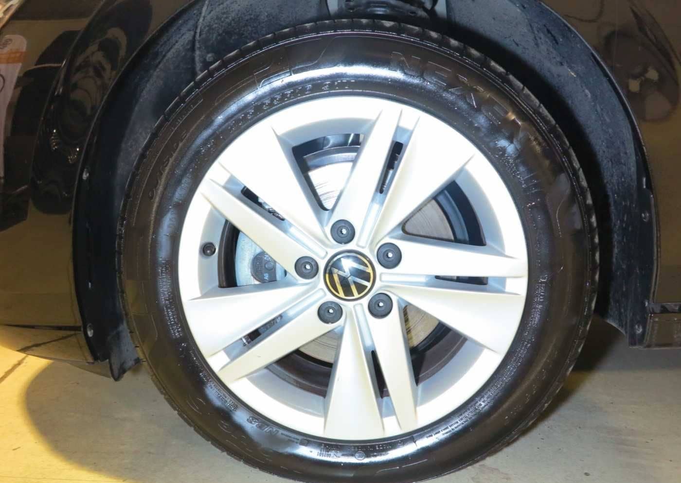 Volkswagen Golf VIII 2.0 TDI SCR DSG7 Life Navi ACC DAB foto 21