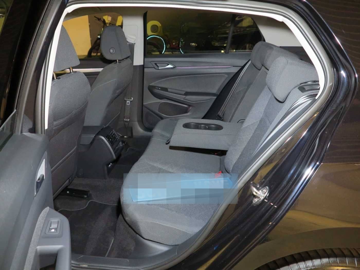 Volkswagen Golf VIII 2.0 TDI SCR DSG7 Life Navi ACC DAB foto 5