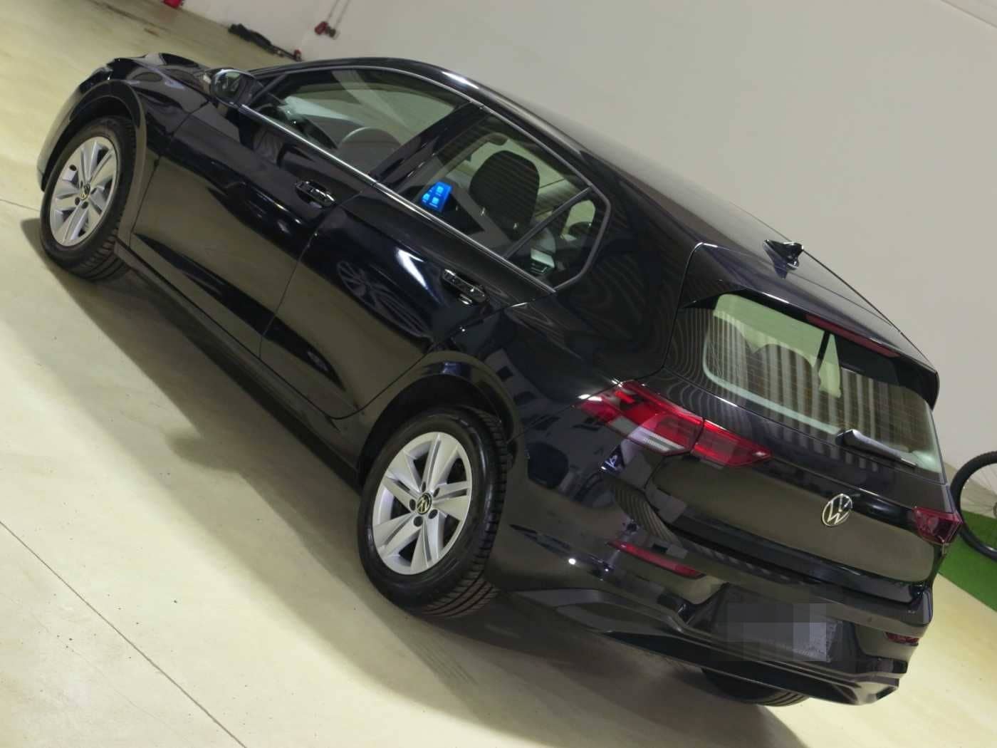 Volkswagen Golf VIII 2.0 TDI SCR DSG7 Life Navi ACC DAB foto 10