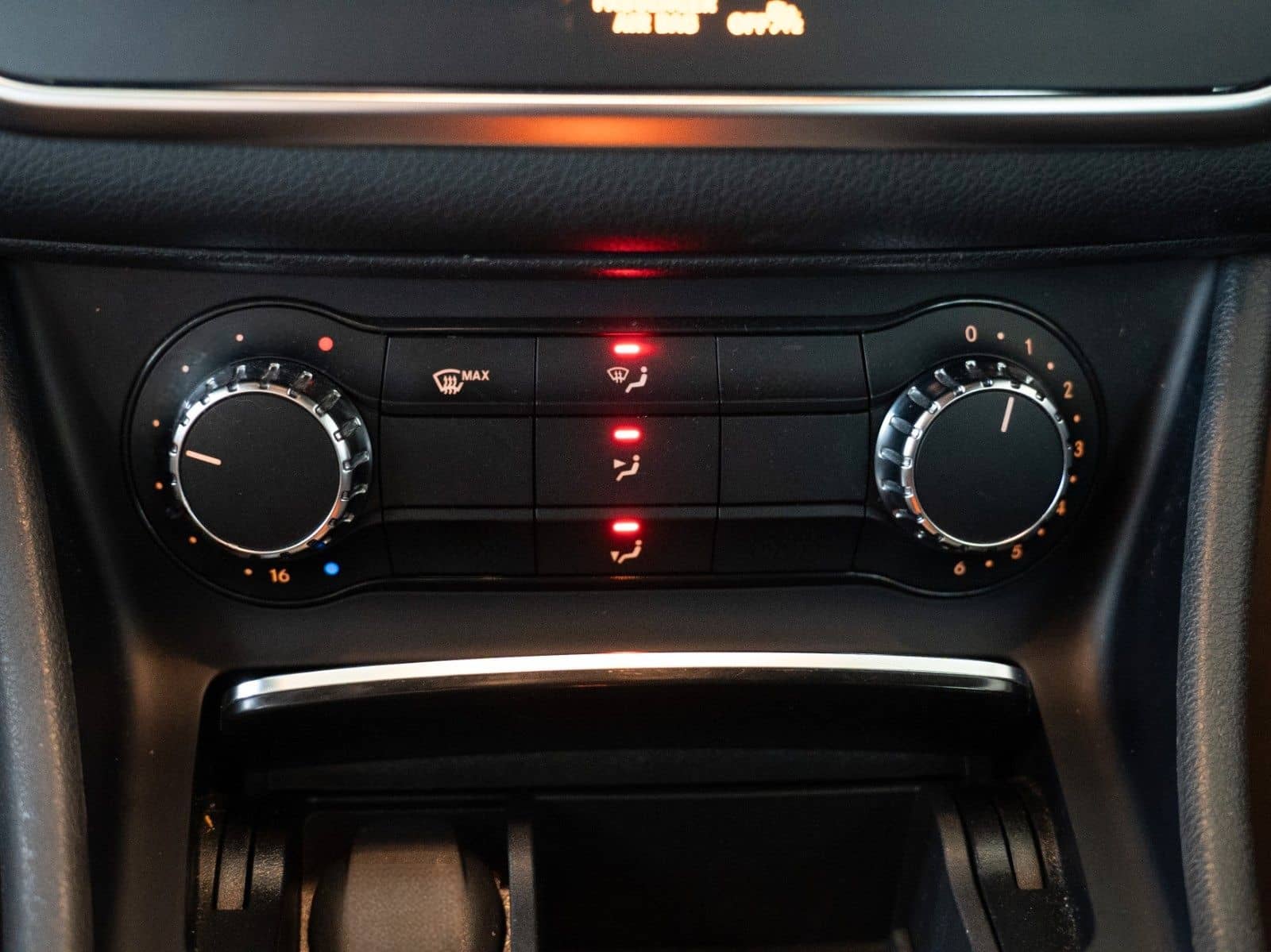 Mercedes-Benz CLA 220 Shooting Brake AMG/4x4/AUTOM./KAMERA/LED foto 19