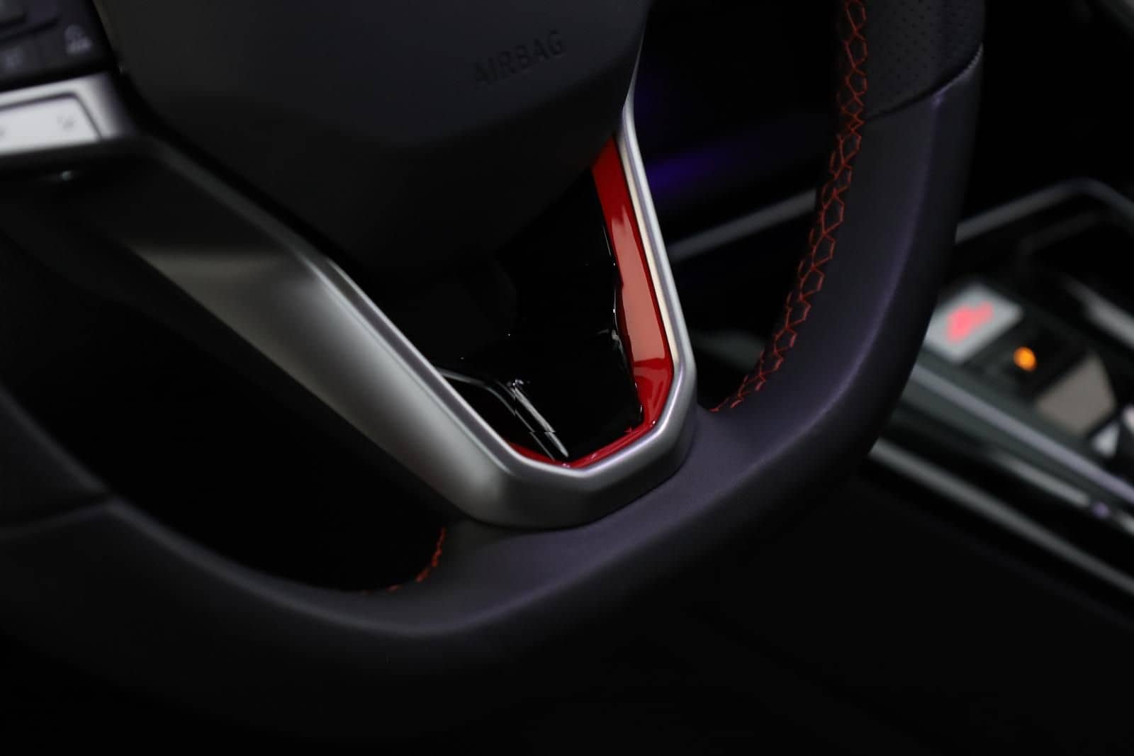 Volkswagen Golf GTI DSG Black IQ.LIGHT Pano HUD HarmanK 19" foto 17