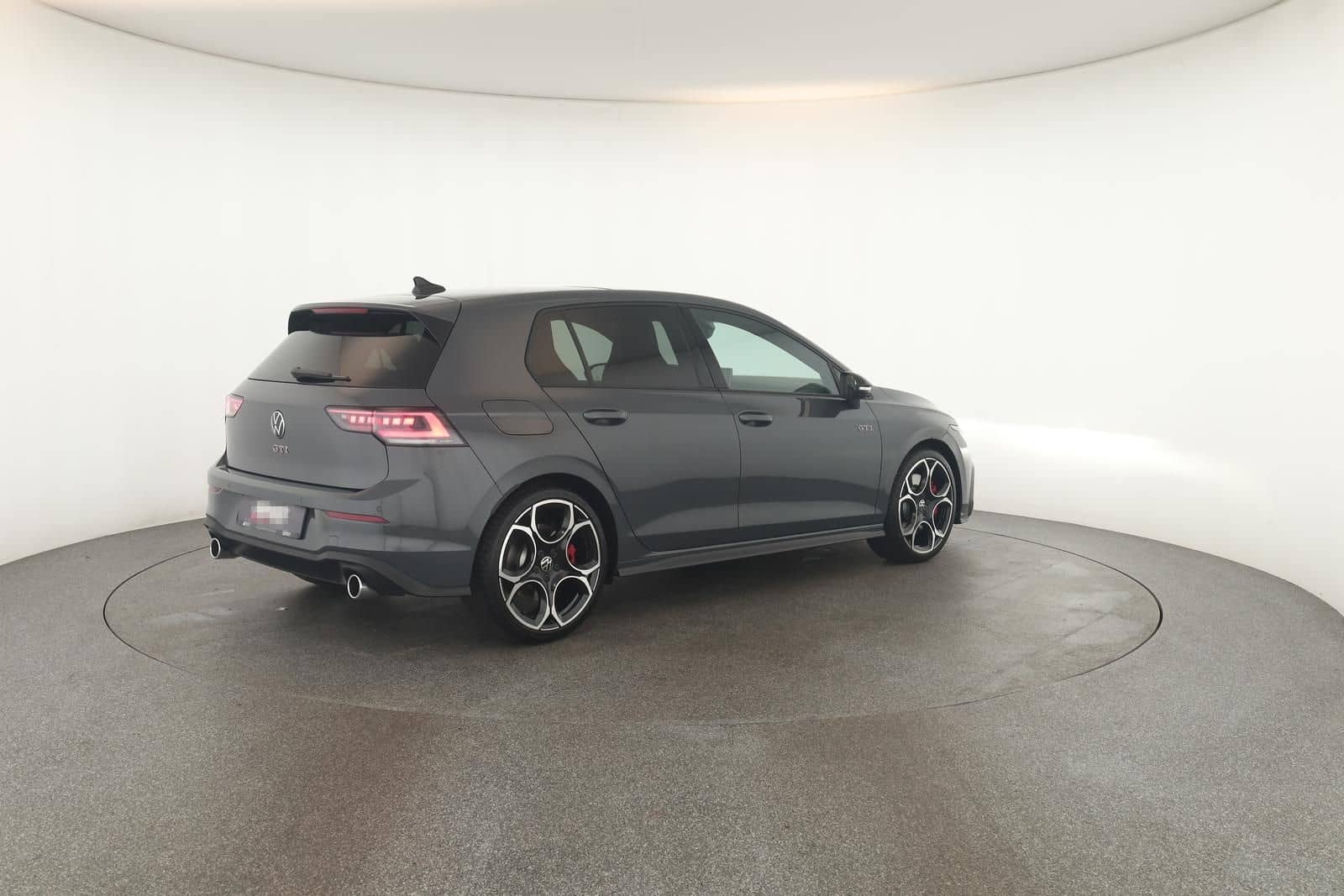 Volkswagen Golf GTI DSG Black IQ.LIGHT Pano HUD HarmanK 19" foto 23