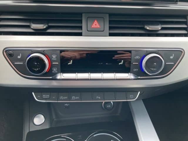 Audi A4 Avant 40 TFSI Q 2x S LINE AHK LM19 MATRIX-LED foto 12