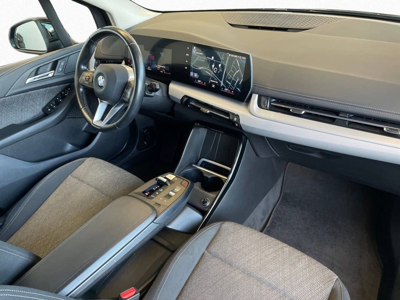 BMW 218d Active Tourer AHK,AdLED,Navi,RFK,DriAss,DAB foto 9