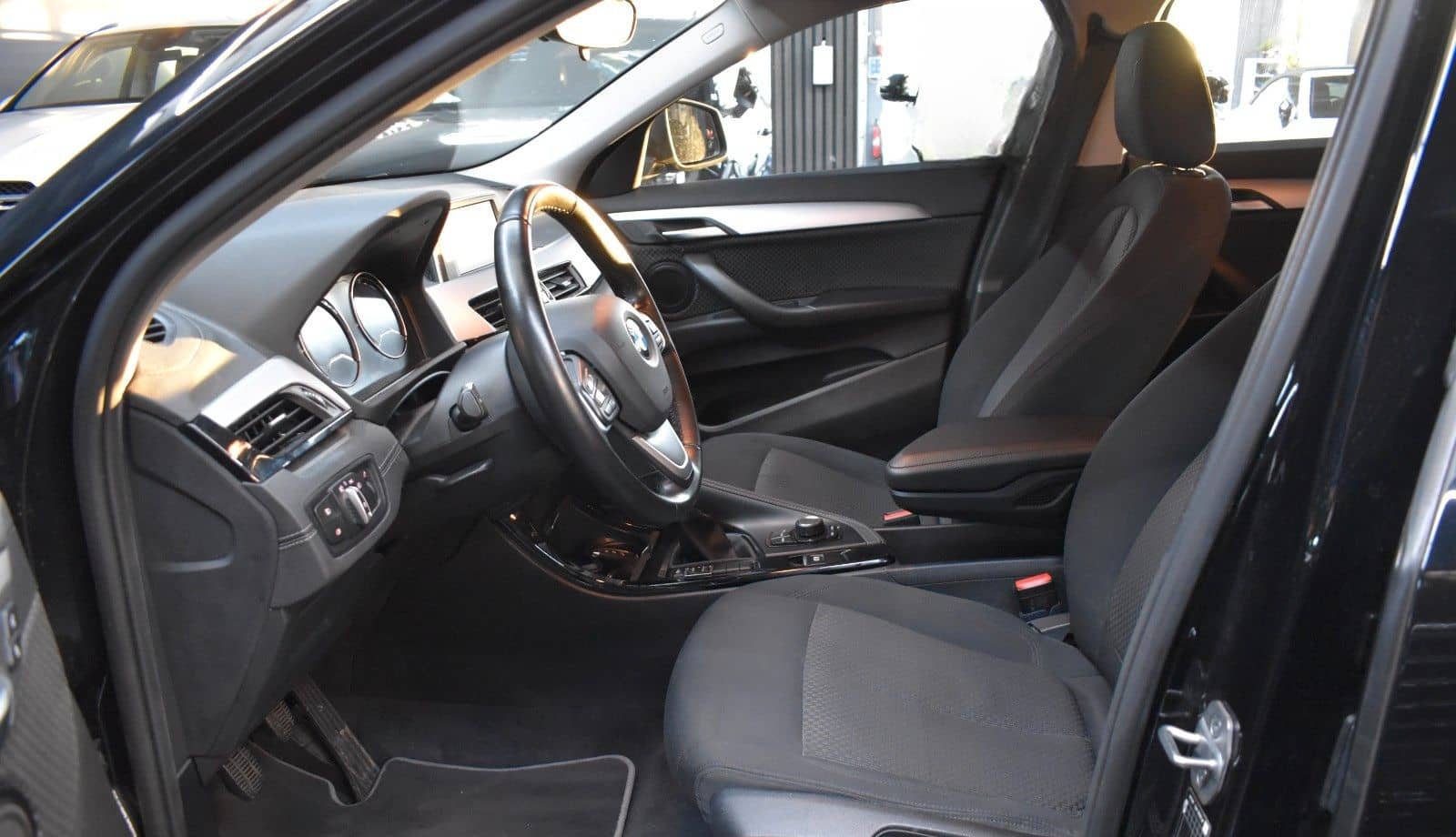 BMW X2 sDrive 18 d Advantage*LED-Scheinwerfer*PDC* foto 3