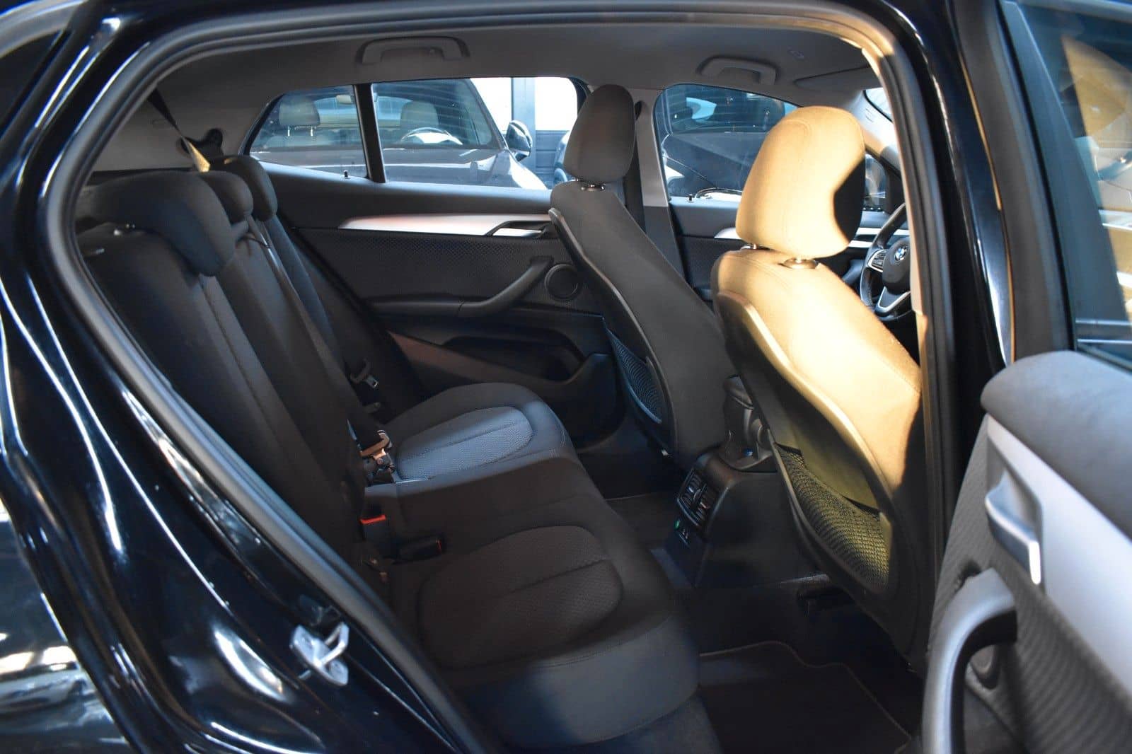 BMW X2 sDrive 18 d Advantage*LED-Scheinwerfer*PDC* foto 8