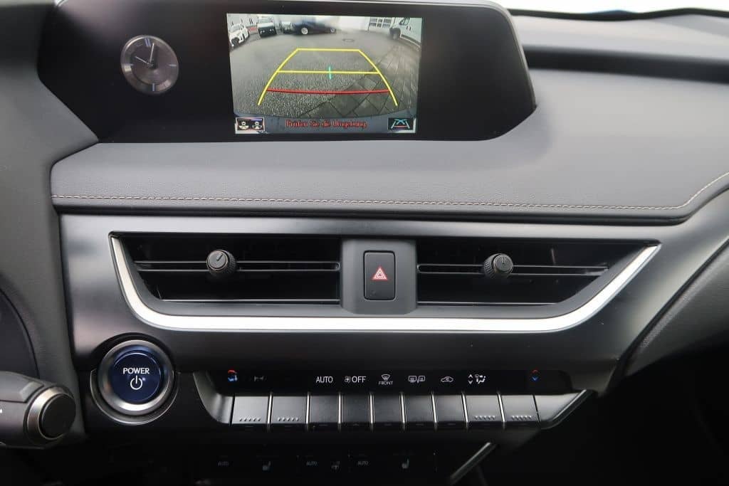 Lexus UX 250h Launch Edition foto 15