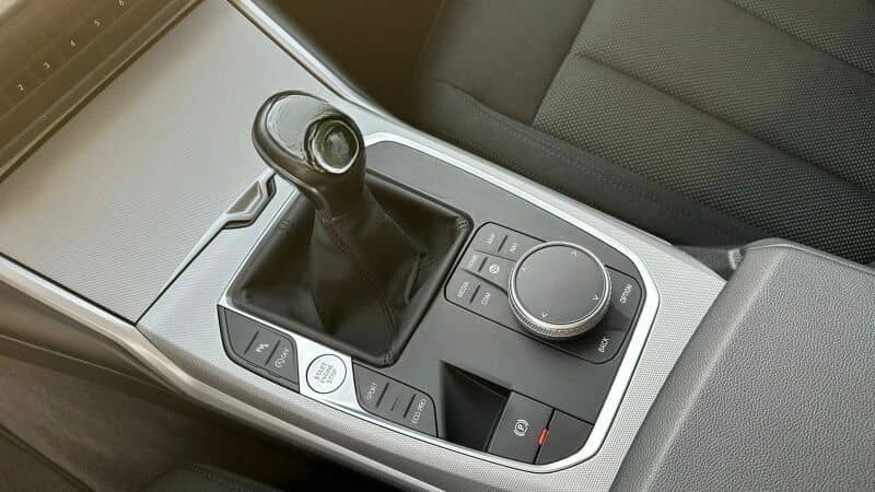 BMW 318d Touring LCPROF LED NAVI KLIMA SHZ DAB foto 20