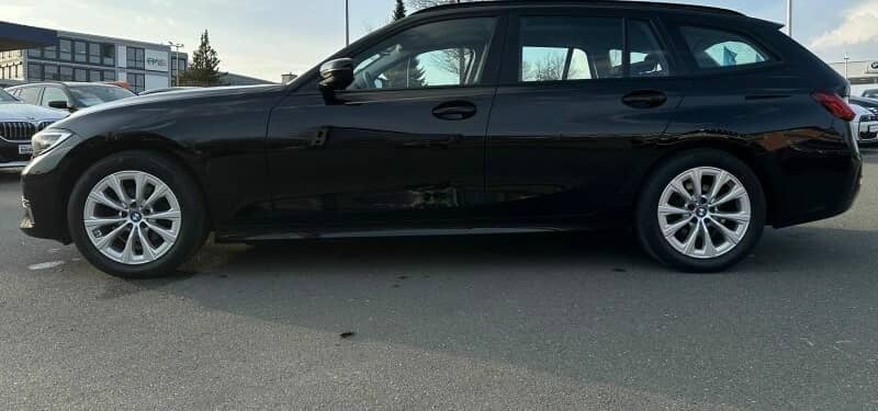 BMW 318d Touring LCPROF LED NAVI KLIMA SHZ DAB foto 10