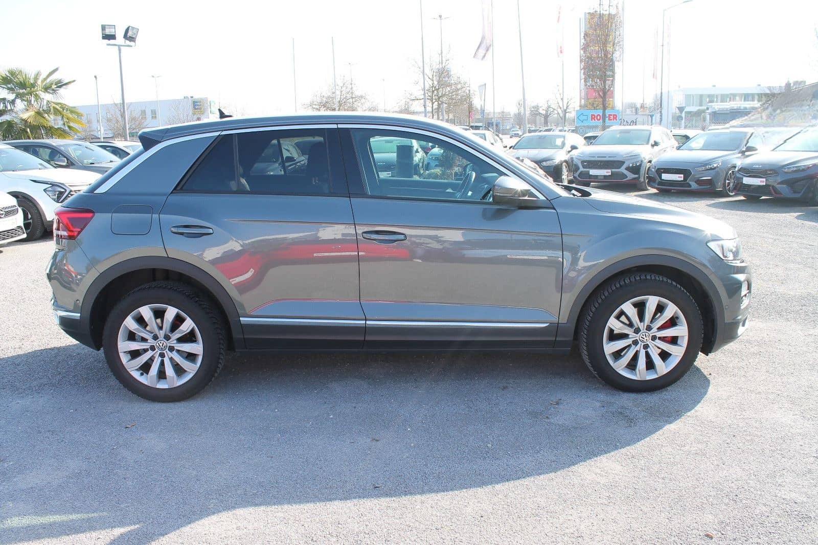 Volkswagen T-Roc DSG Sport, ACC, Kamera, Navi, el. Heckkl. foto 7