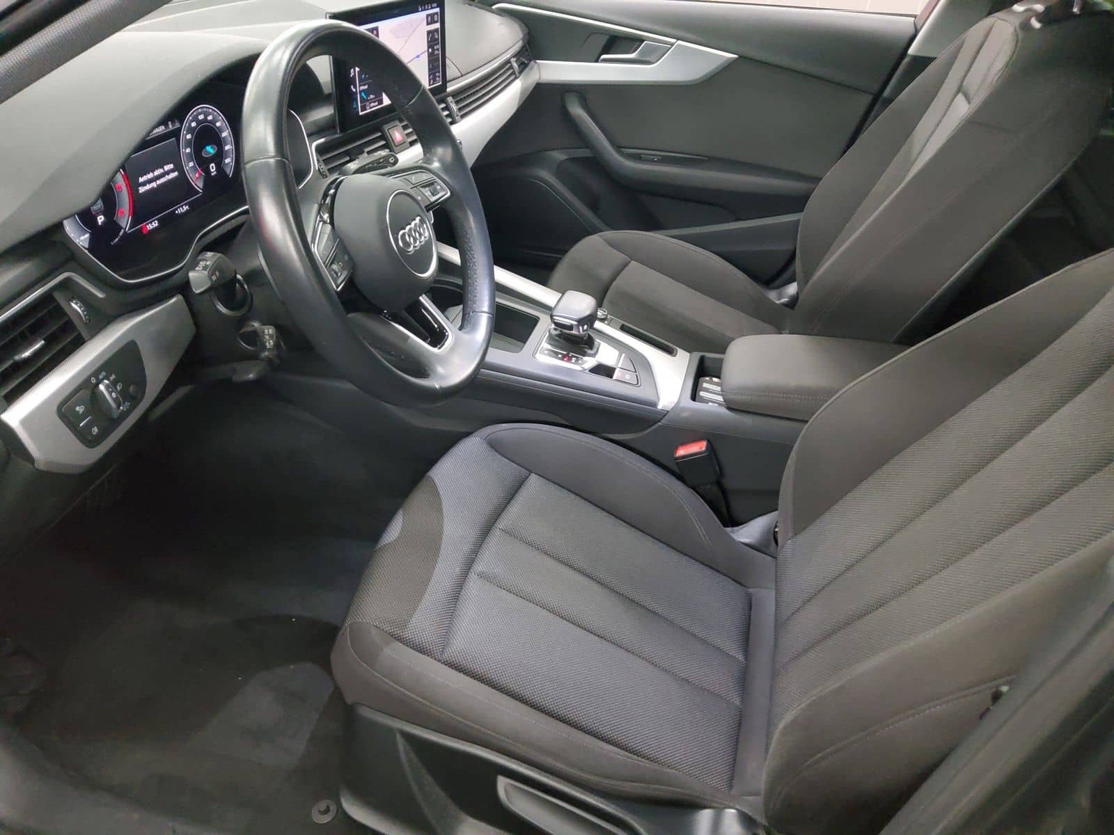 Audi A4 Avant 35 TDI advanced Navi+ vc Matrix RFK foto 9