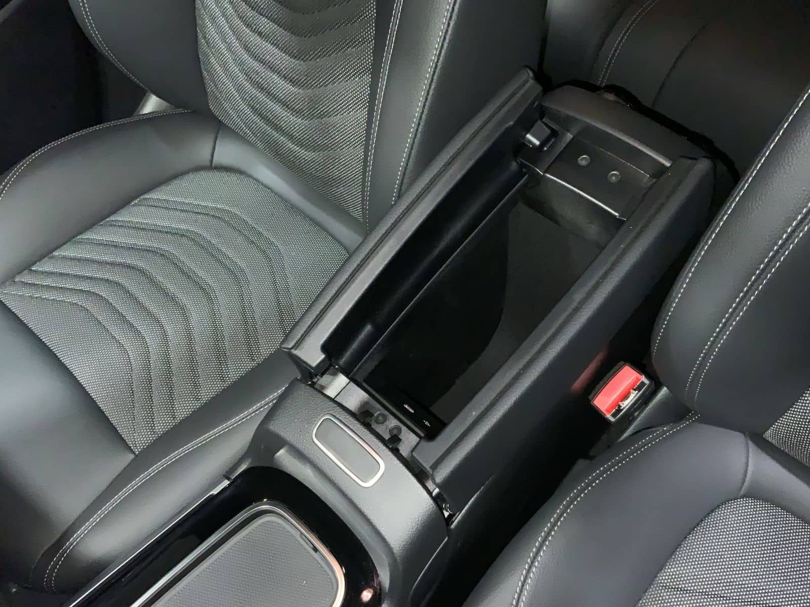 Mercedes-Benz GLA 200 Progressive (EURO 6e) foto 18