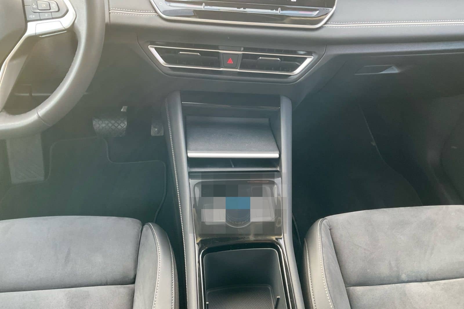Volkswagen Tiguan 1.5 eTSI Elegance AHK/STHZ/LED foto 11