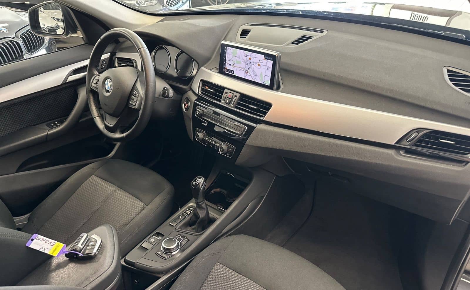 BMW X1 sDrive 18i Navi/Panorama/ParkAssist/Tempomat foto 24