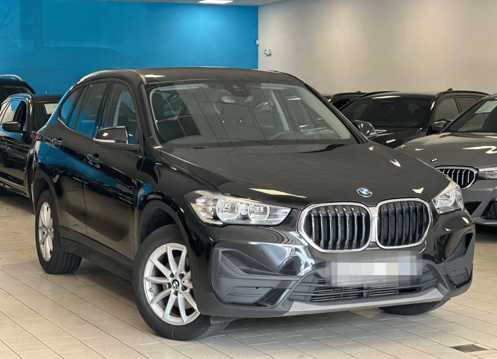 BMW X1 sDrive 18d Advantage Aut/Navi/SitzHz/Tempomat foto 1