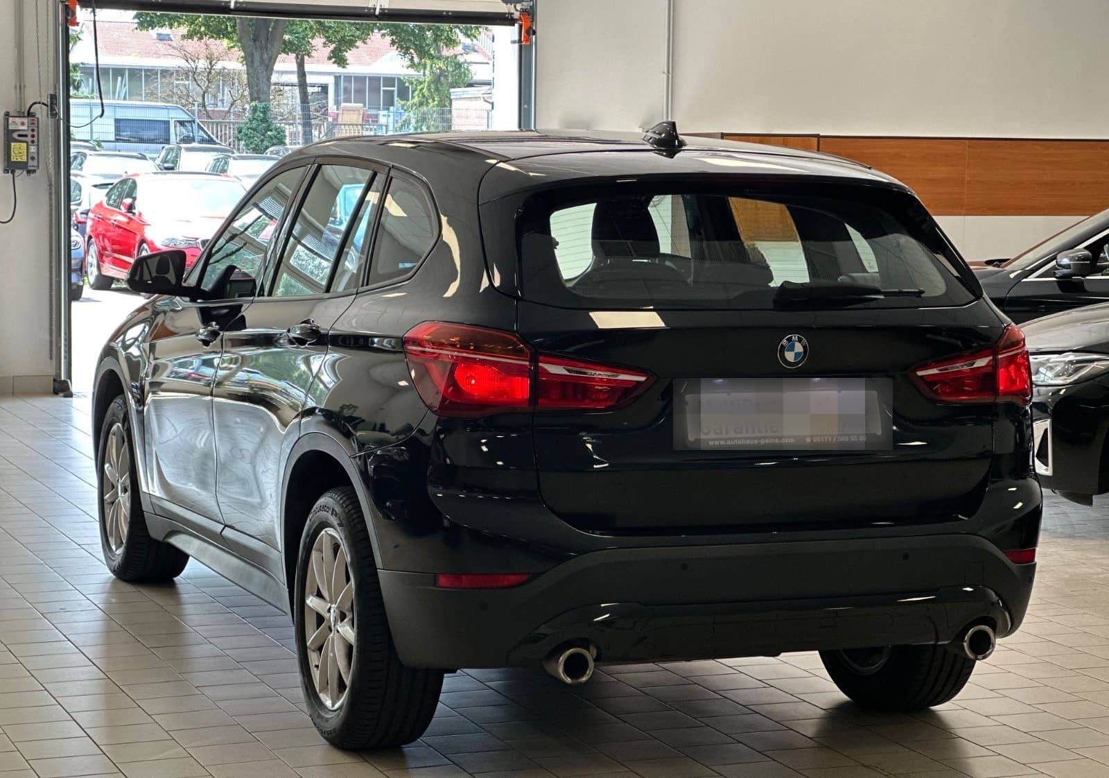 BMW X1 sDrive 18d Advantage Aut/Navi/SitzHz/Tempomat foto 8