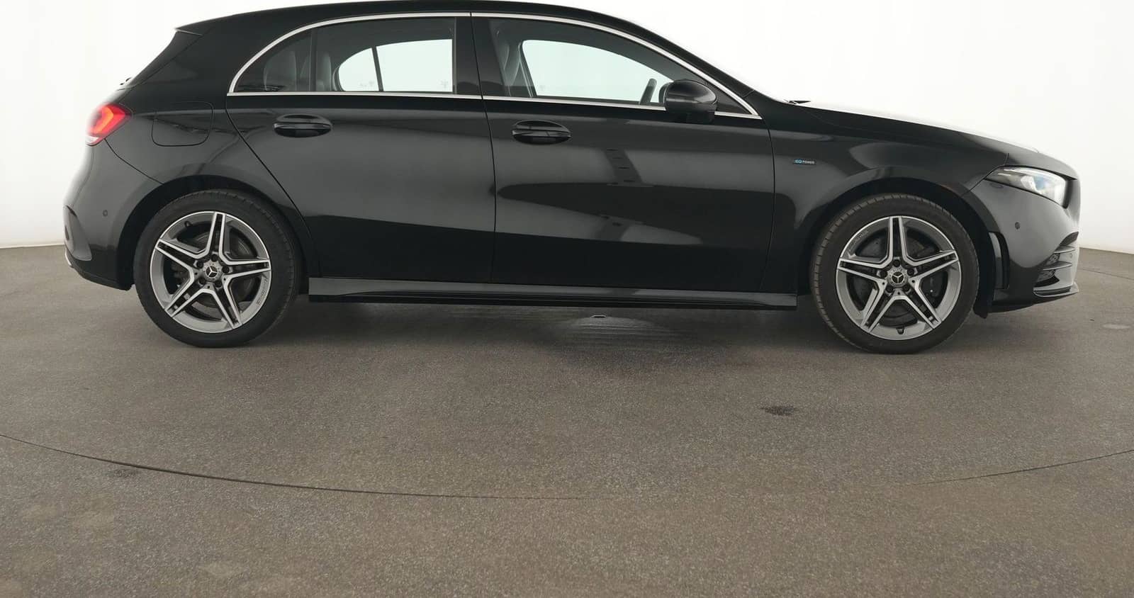 Mercedes-Benz A 250 e AMG Line ACC|Navi|LED|Aktiver Park-Assis foto 6