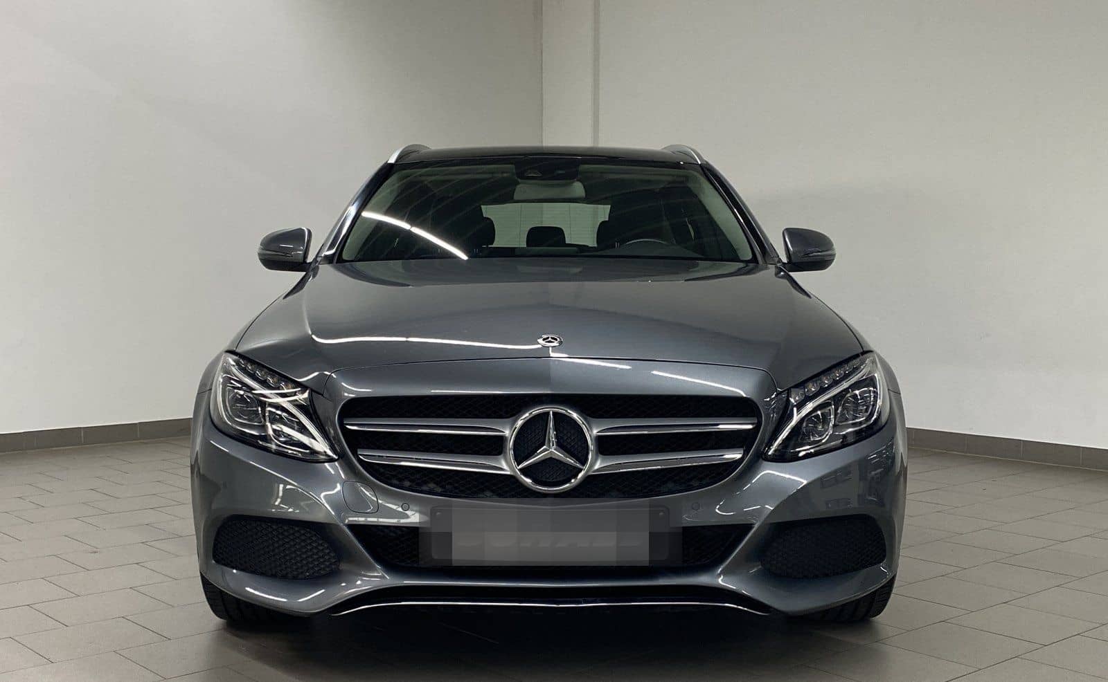 Mercedes-Benz C 180 T AVANTGARDE+PANO+AHK+MULTIBEAM LED+TOTWIN foto 3