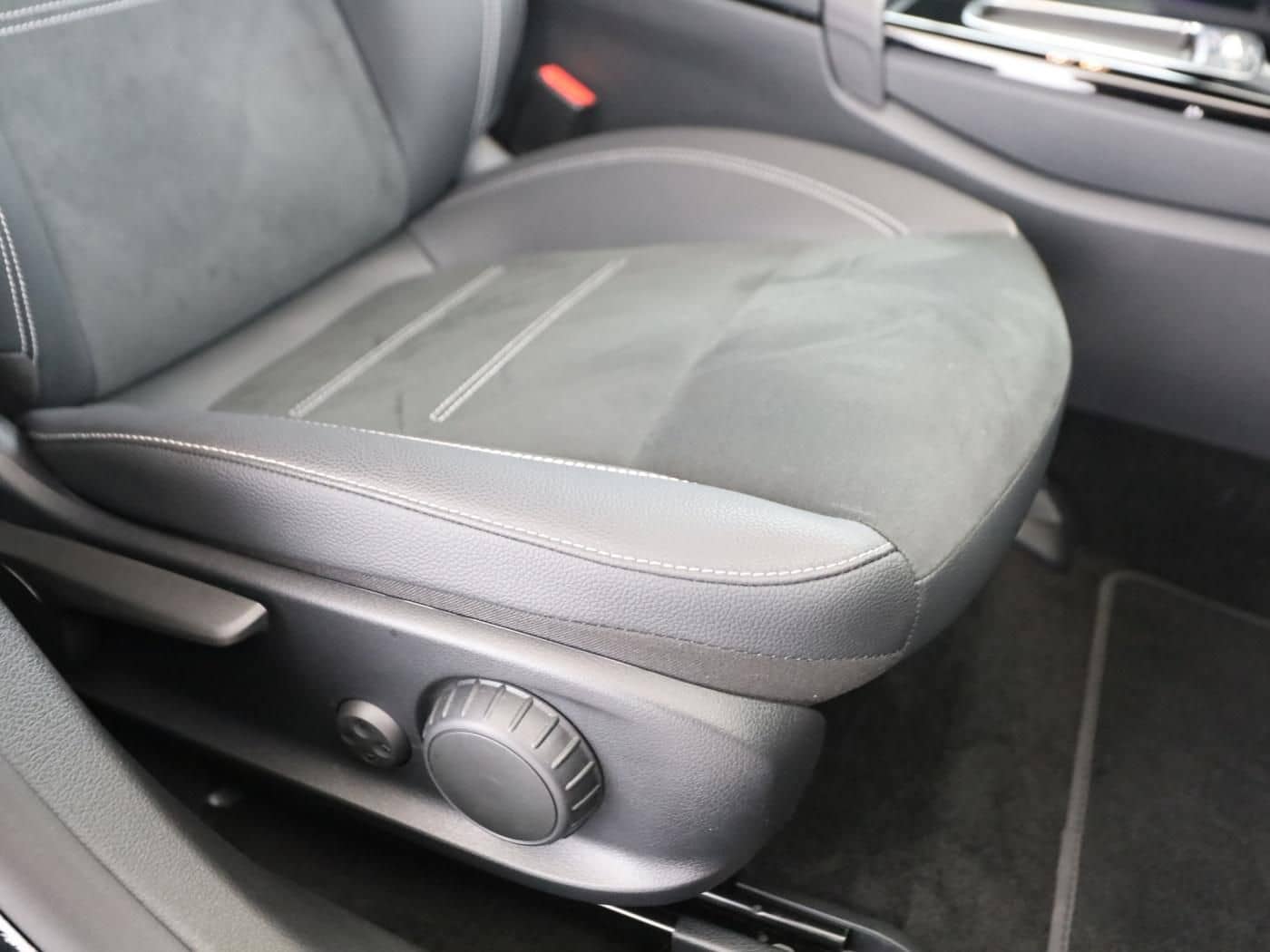 Mercedes-Benz CLA 200 d SB AMG ADV. PLUS+NIGHT+AHK+DISTR+AMBI+ foto 18