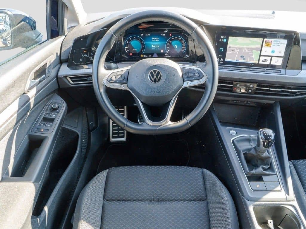 Volkswagen Golf VIII 1.5 TSI Active Navi, IQ Drive, ZGV foto 13