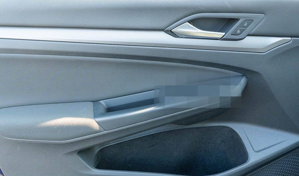 Volkswagen Golf VIII 1.5 TSI Active Navi, IQ Drive, ZGV foto 18