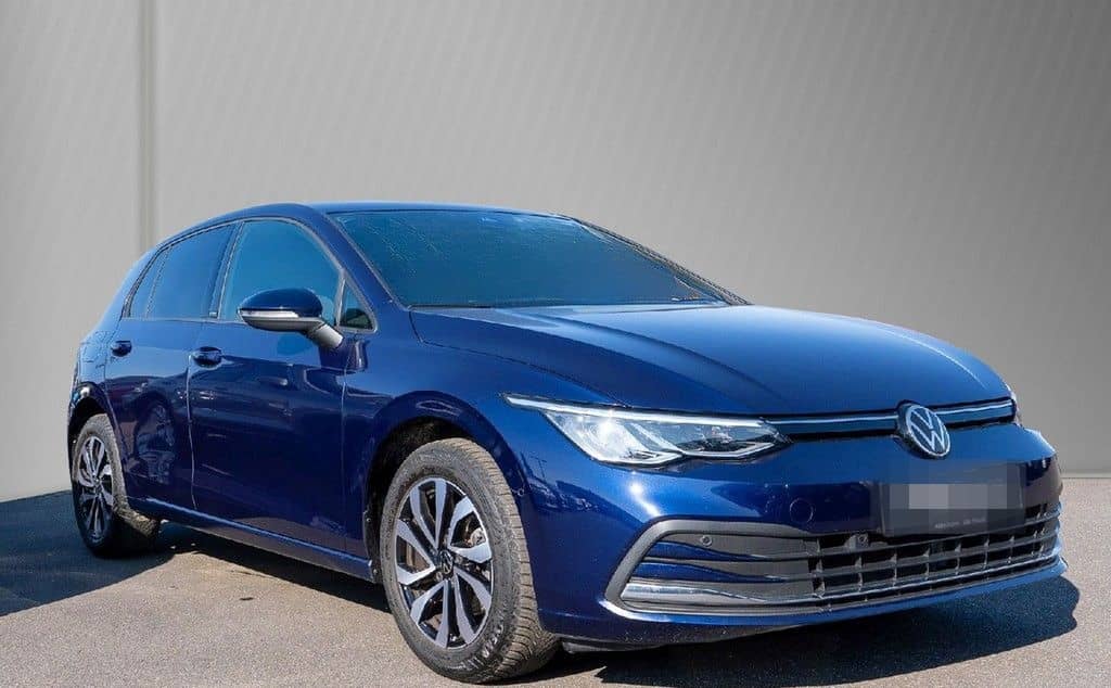 Volkswagen Golf VIII 1.5 TSI Active Navi, IQ Drive, ZGV foto 4