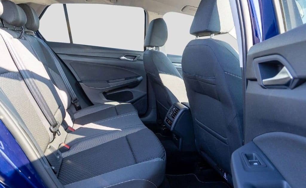 Volkswagen Golf VIII 1.5 TSI Active Navi, IQ Drive, ZGV foto 10