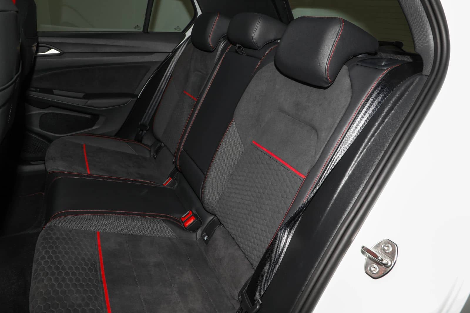 Volkswagen Golf GTI Clubsport 2.0 TSI DSG LED Navi SHZ foto 17