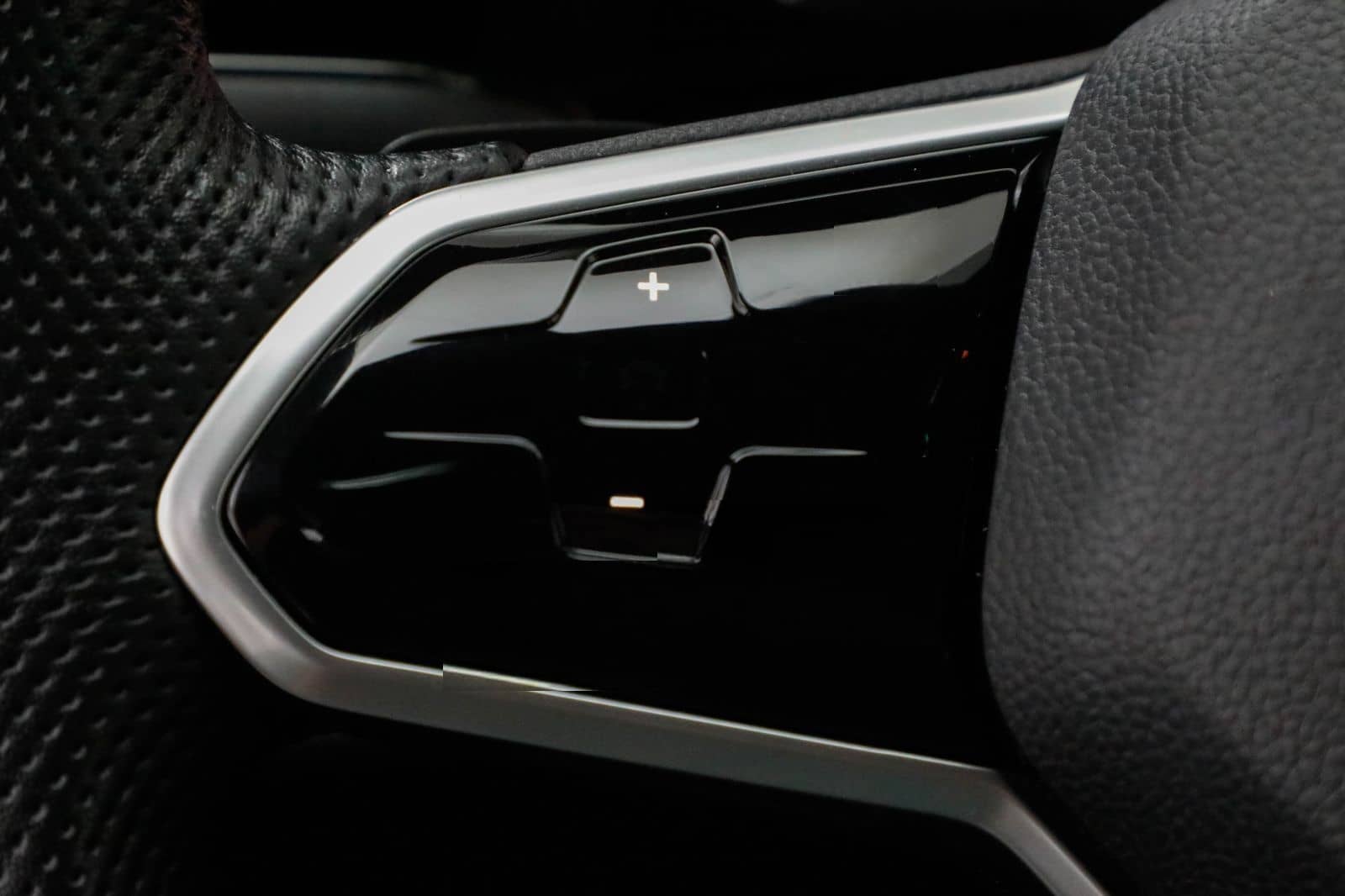 Volkswagen Golf GTI Clubsport 2.0 TSI DSG LED Navi SHZ foto 24