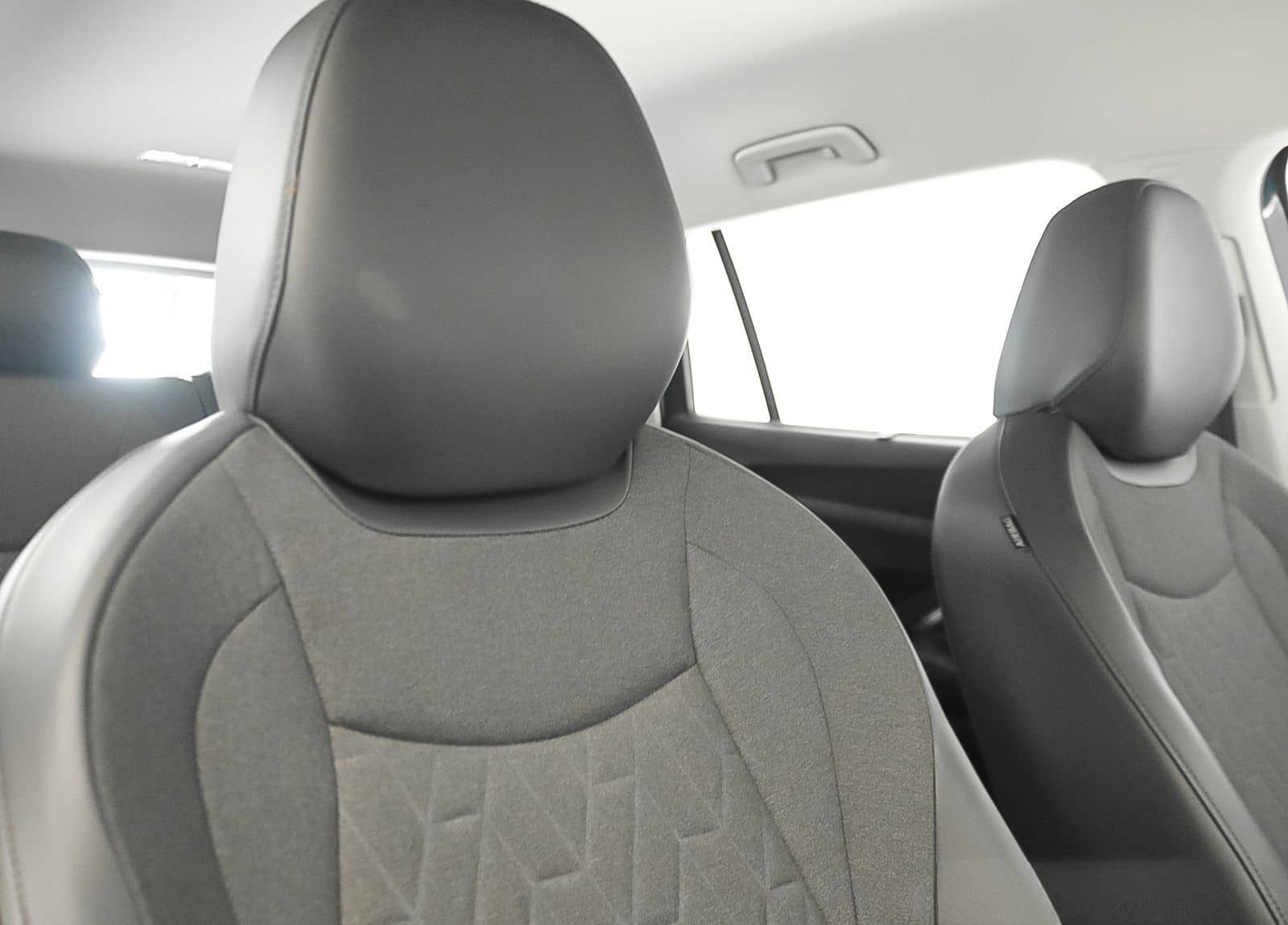 Volkswagen Tayron Life 1.5 eTSI 7-Sitzer IQ.Light IQ.Drive foto 14